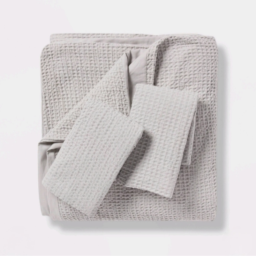 Threshold Twin/Twin Extra Long Washed Waffle WeaveDuvet Cover and Sham Set Ligh